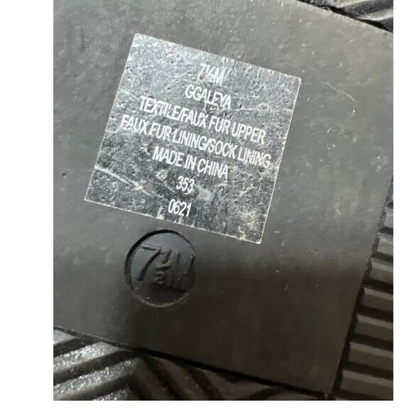 GBG Los Angeles Womens GGALEYA Faux Suede Winter Ankle Boots Size 7.5M Black - Picture 7 of 7